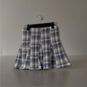 Chic Plaid Mini Skirt in Blue and White.